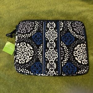 NWT Vera Bradley Laptop Sleeve Canterberry Cobalt